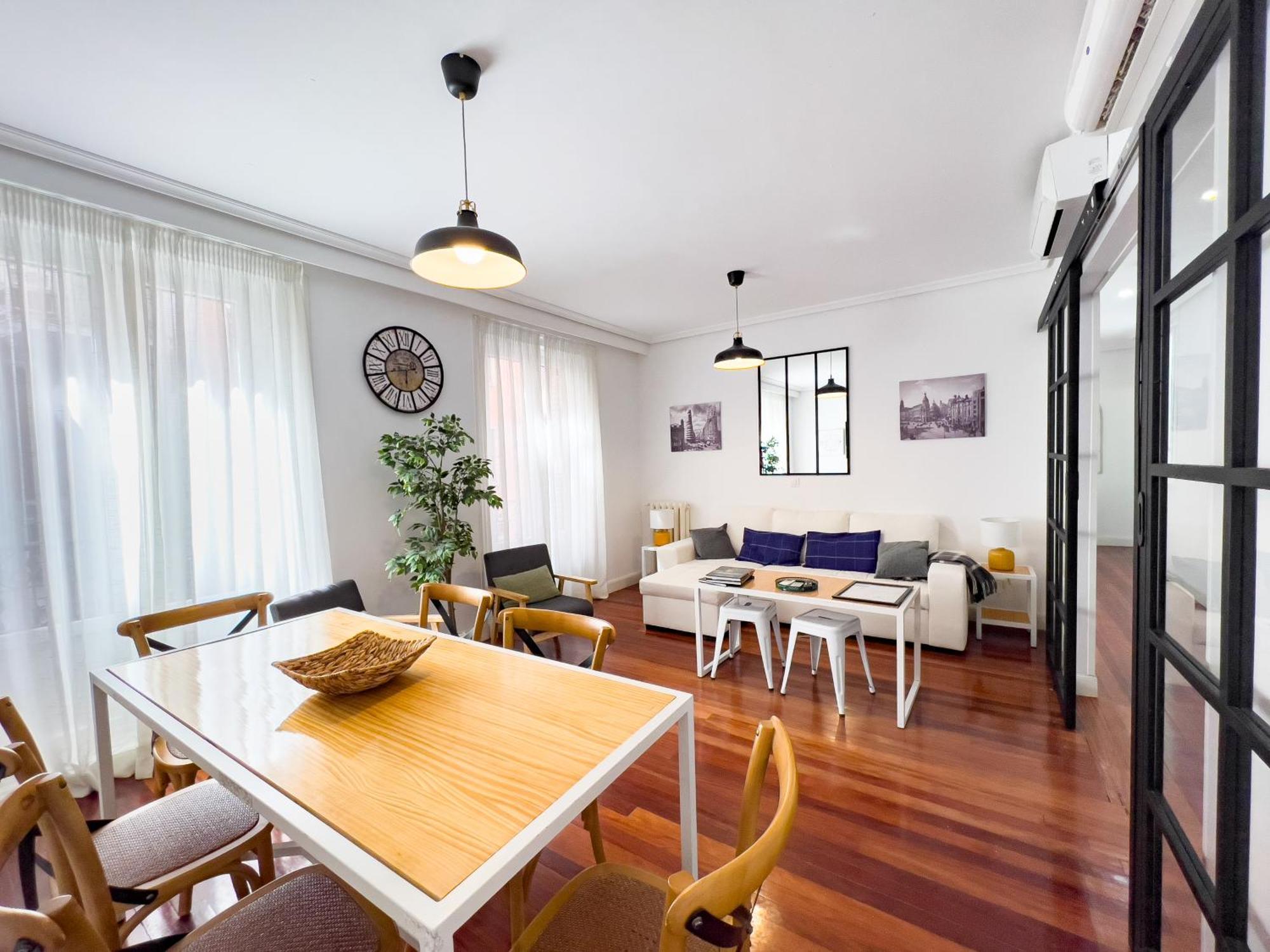 Callao Suites Madrid Exterior foto