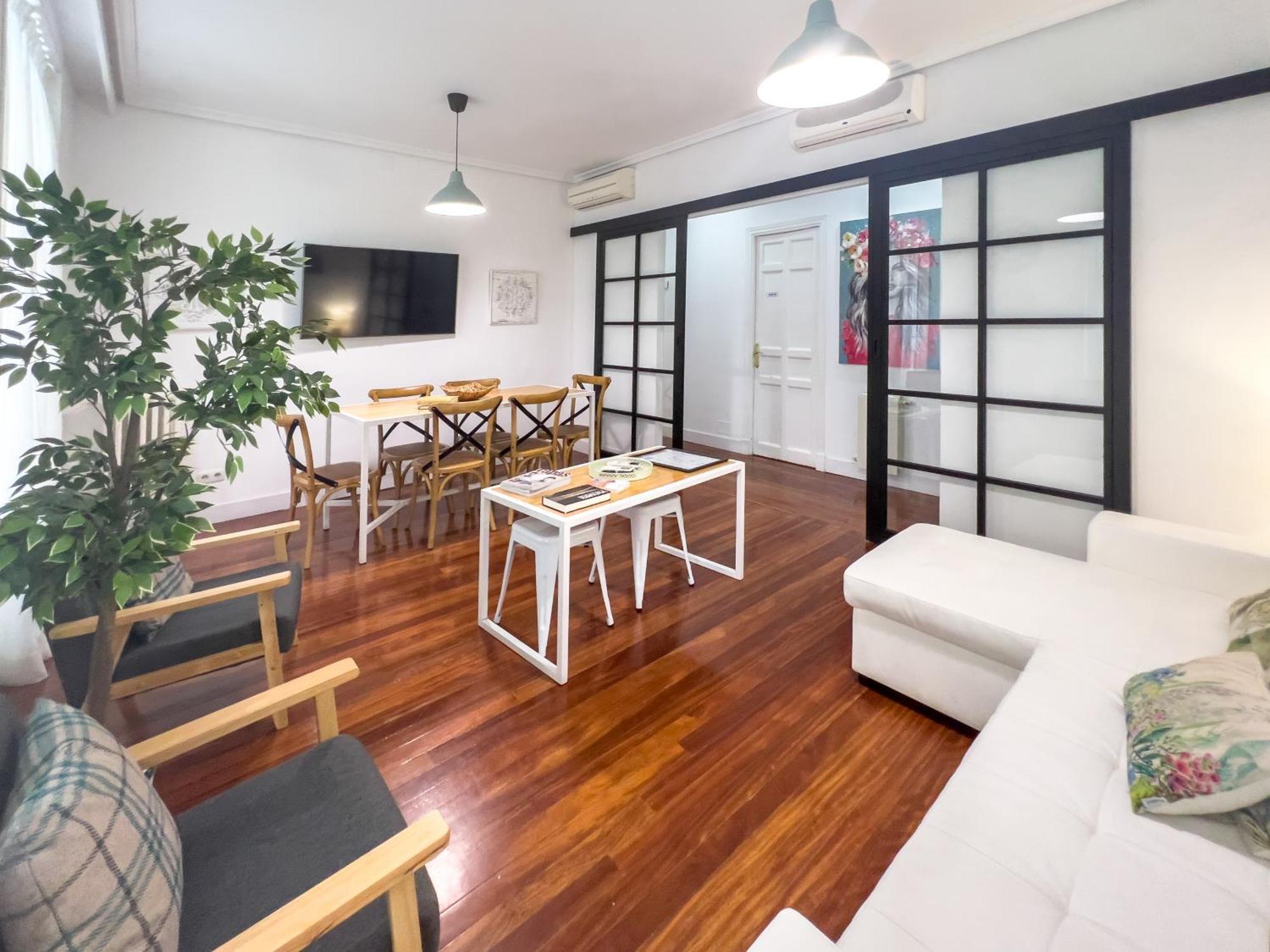 Callao Suites Madrid Exterior foto