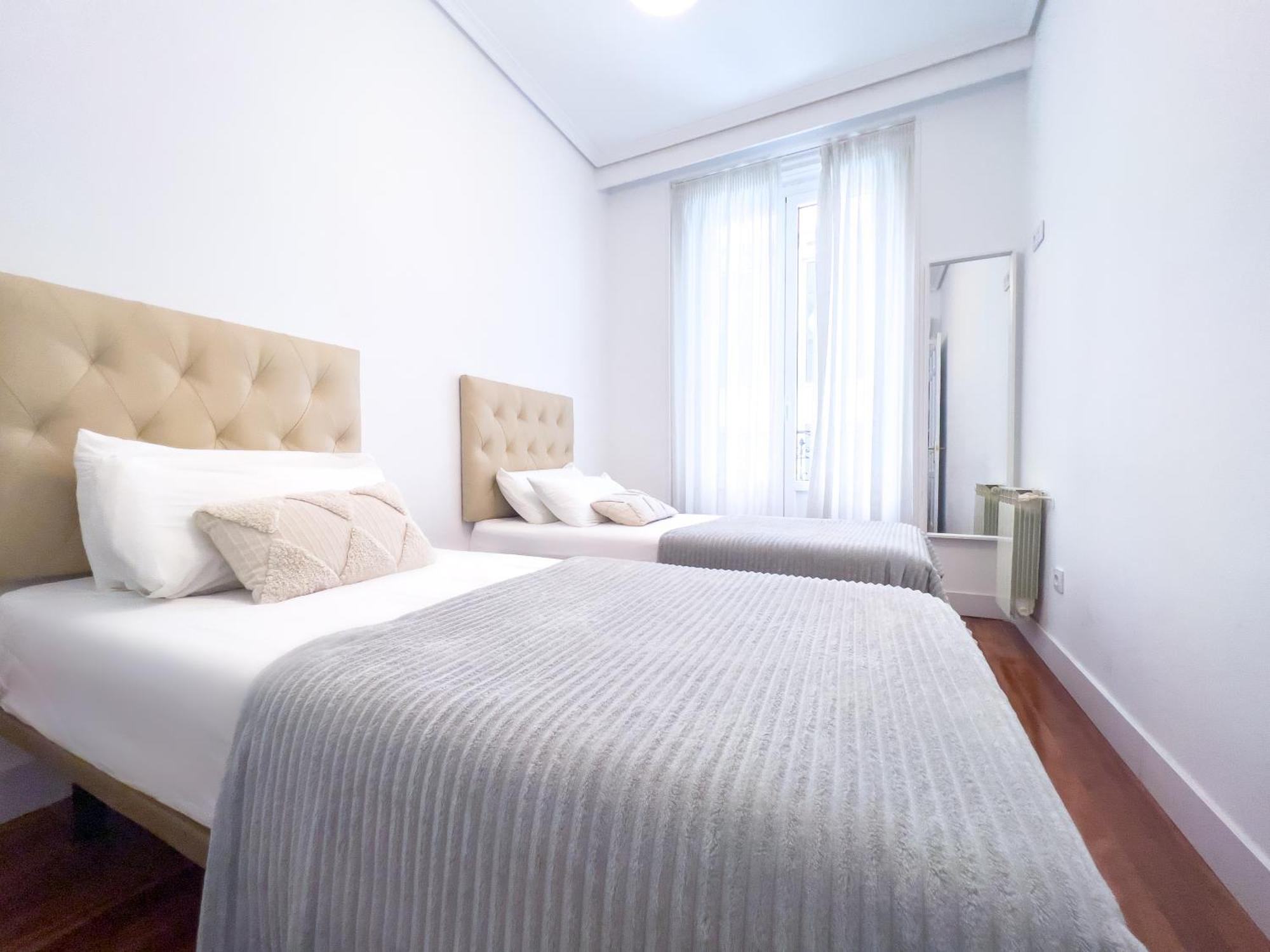 Callao Suites Madrid Exterior foto