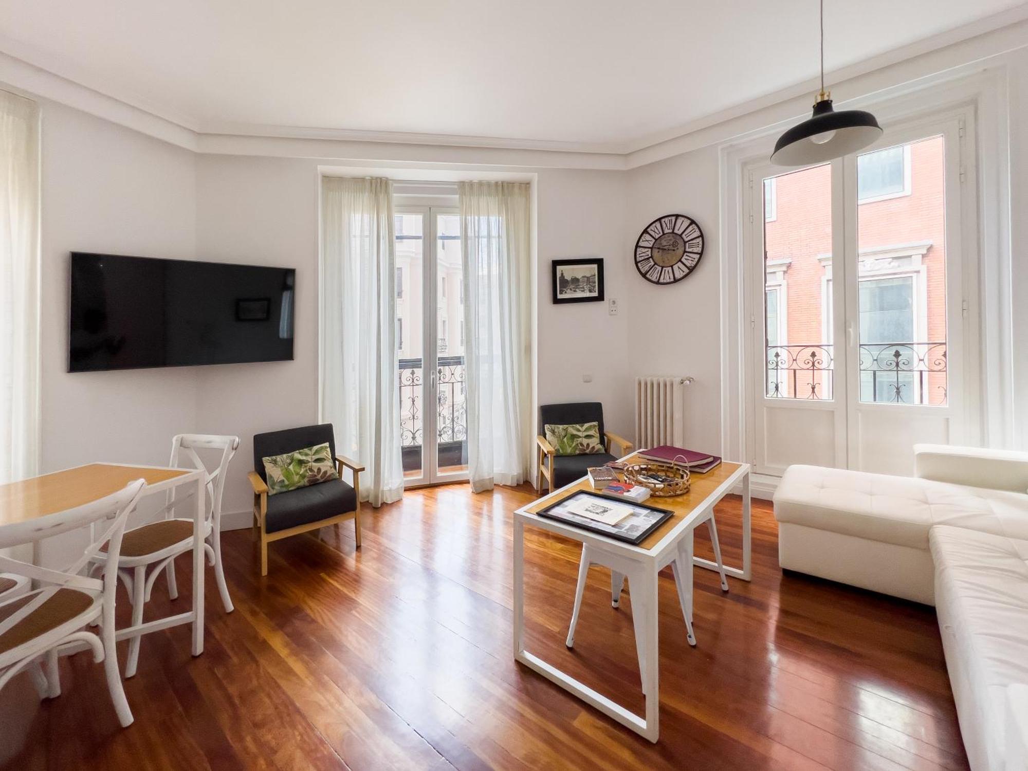 Callao Suites Madrid Exterior foto