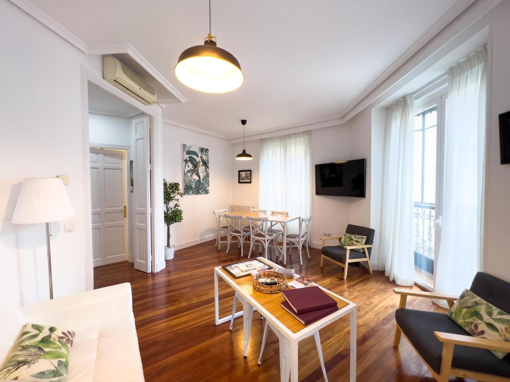 Callao Suites Madrid Exterior foto